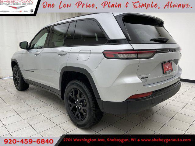 new 2025 Jeep Grand Cherokee car, priced at $45,829