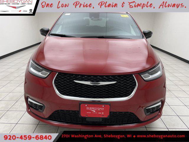 new 2025 Chrysler Pacifica car, priced at $41,240