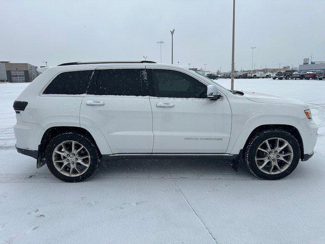 used 2016 Jeep Grand Cherokee car, priced at $17,451