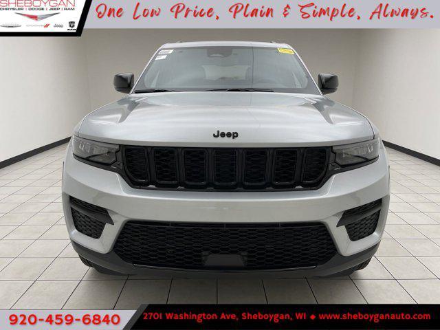 new 2024 Jeep Grand Cherokee car, priced at $43,809