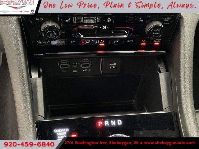 new 2025 Jeep Grand Cherokee car, priced at $48,813