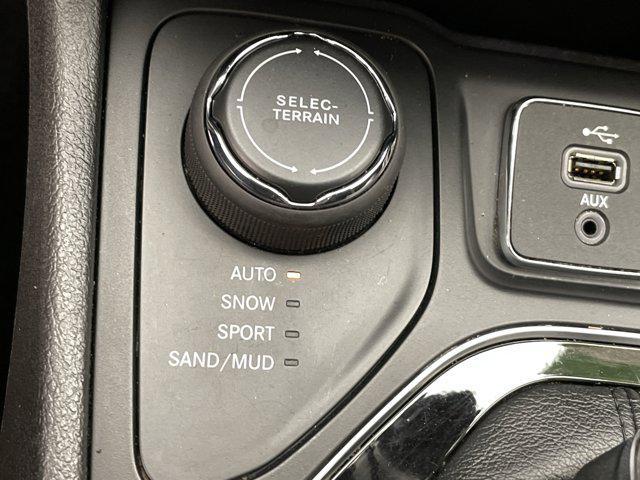 used 2019 Jeep Cherokee car, priced at $17,908