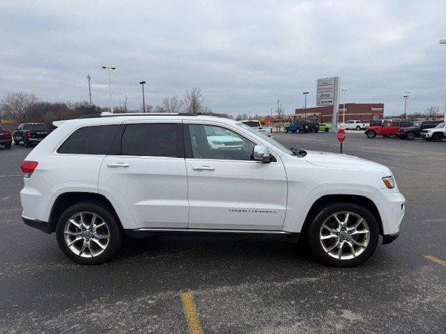 used 2015 Jeep Grand Cherokee car, priced at $17,982