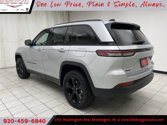 new 2025 Jeep Grand Cherokee car, priced at $51,001