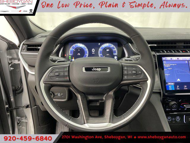 new 2025 Jeep Grand Cherokee car, priced at $51,001