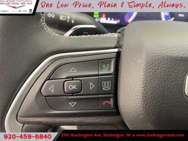 new 2025 Jeep Grand Cherokee car, priced at $51,001