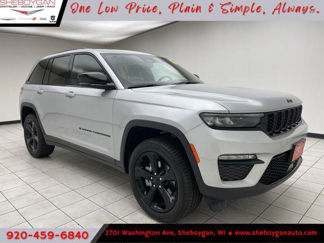 new 2025 Jeep Grand Cherokee car, priced at $51,001