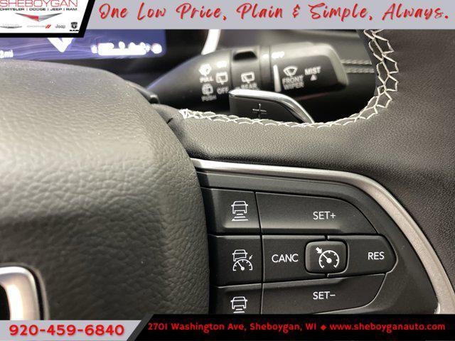 new 2025 Jeep Grand Cherokee car, priced at $45,306