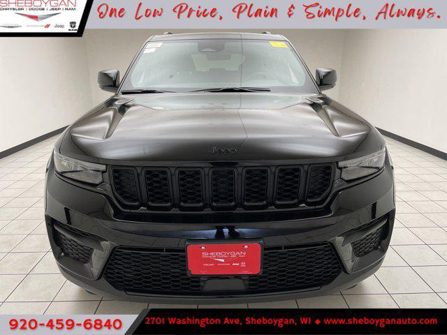 new 2025 Jeep Grand Cherokee car, priced at $45,306