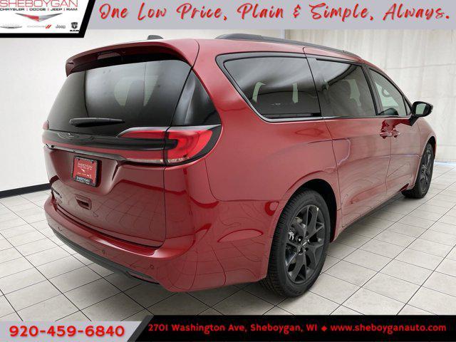 new 2024 Chrysler Pacifica car, priced at $42,111