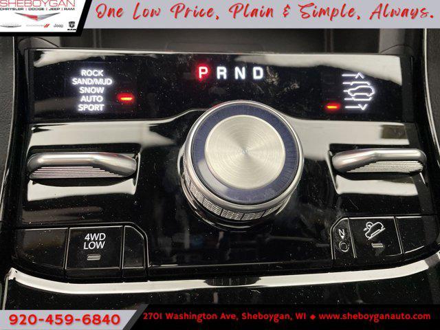 new 2024 Jeep Grand Cherokee car, priced at $65,999