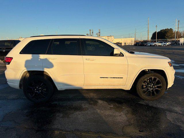 used 2020 Jeep Grand Cherokee car, priced at $23,346