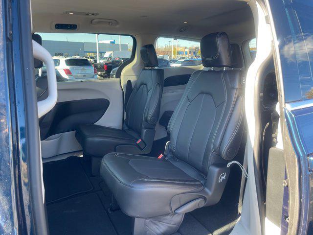 used 2024 Chrysler Pacifica car, priced at $41,499