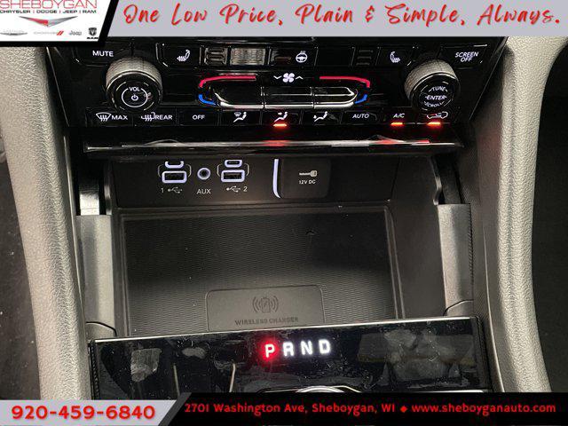 new 2025 Jeep Grand Cherokee car, priced at $41,561