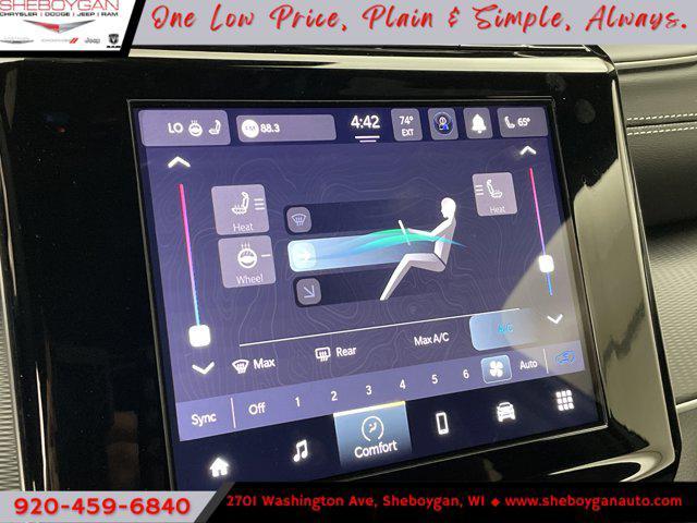 new 2025 Jeep Grand Cherokee car, priced at $41,561