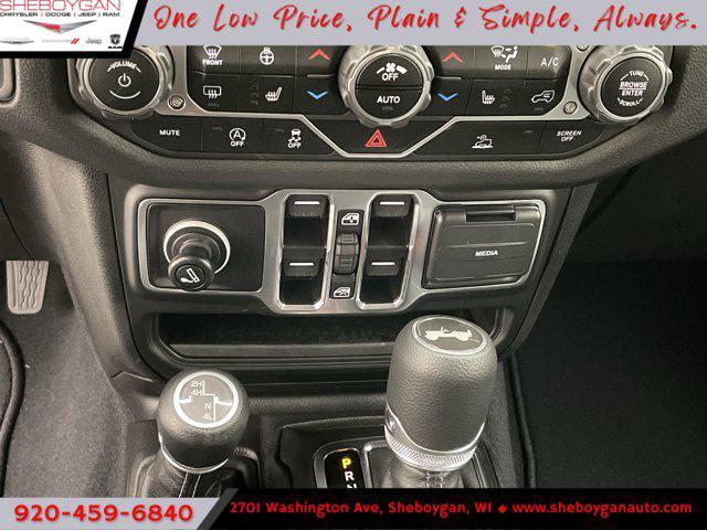 new 2025 Jeep Wrangler car, priced at $44,219