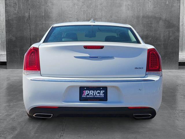 used 2019 Chrysler 300 car, priced at $19,762