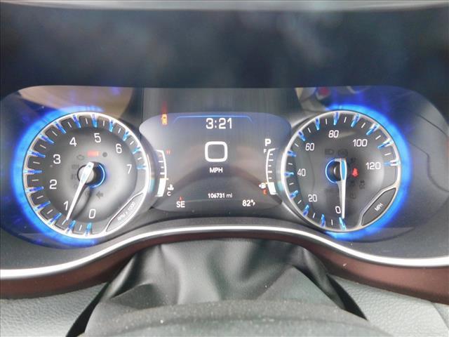 used 2020 Chrysler Pacifica car, priced at $15,556