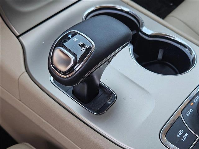 used 2015 Jeep Grand Cherokee car, priced at $13,949