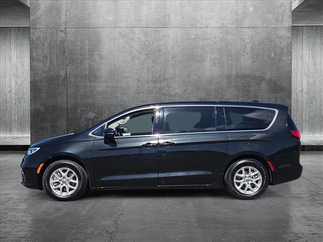 used 2023 Chrysler Pacifica car, priced at $23,556