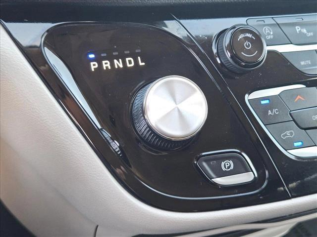 used 2023 Chrysler Pacifica car, priced at $23,556