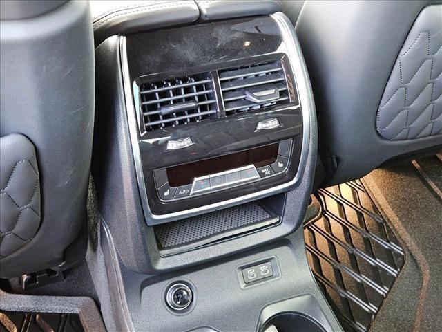 used 2023 BMW X7 car, priced at $82,998