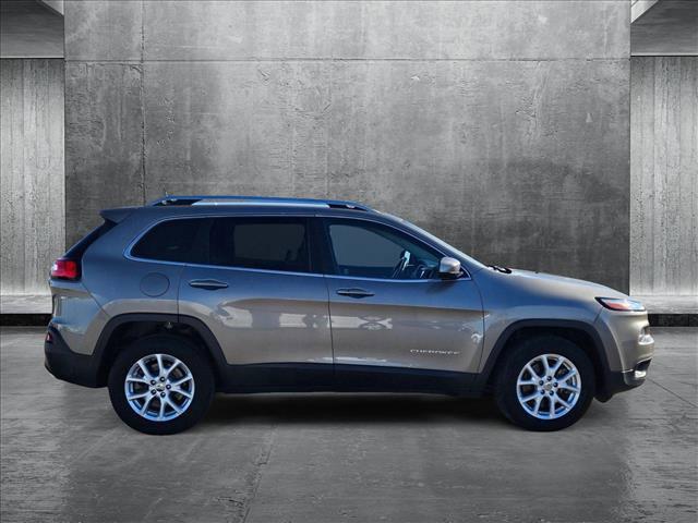 used 2018 Jeep Cherokee car, priced at $15,995