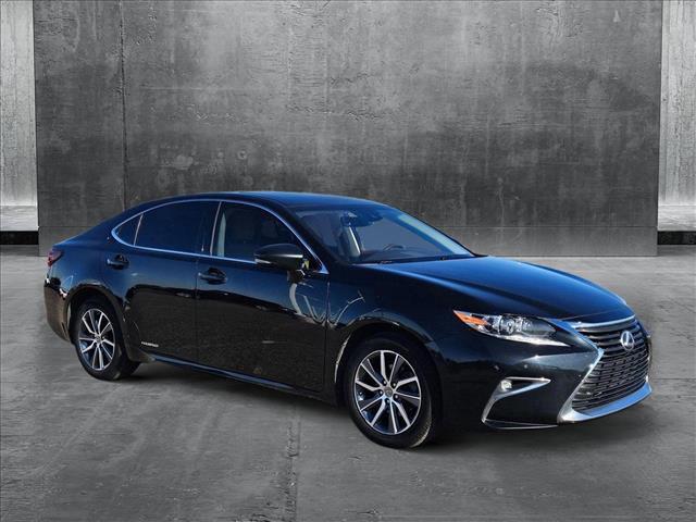 used 2018 Lexus ES 300h car, priced at $19,762