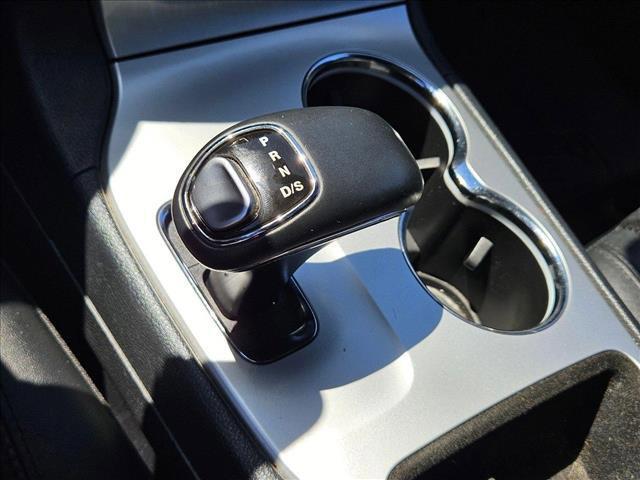 used 2015 Jeep Grand Cherokee car, priced at $13,762