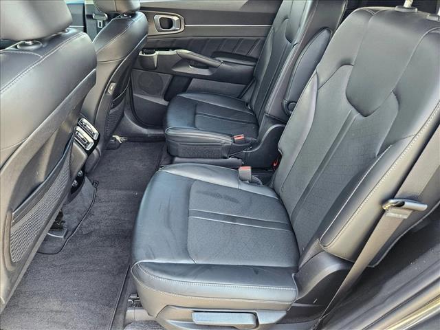 used 2022 Kia Sorento car, priced at $26,762