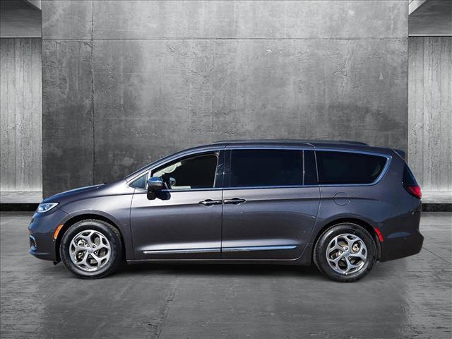 used 2022 Chrysler Pacifica car, priced at $20,556