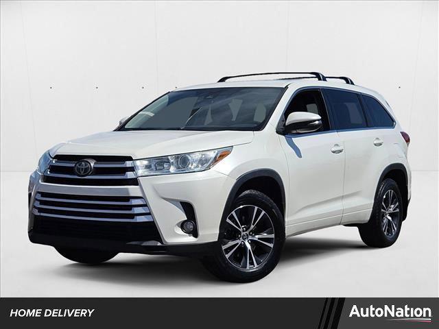 used 2018 Toyota Highlander car, priced at $16,556