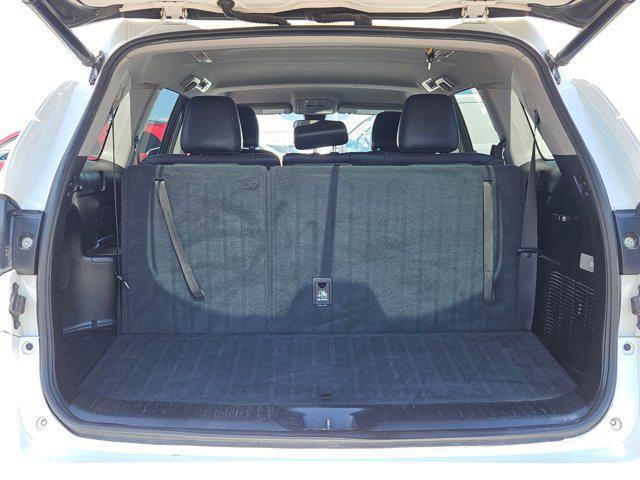 used 2018 Toyota Highlander car, priced at $16,556