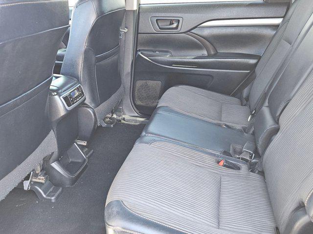 used 2018 Toyota Highlander car, priced at $16,556