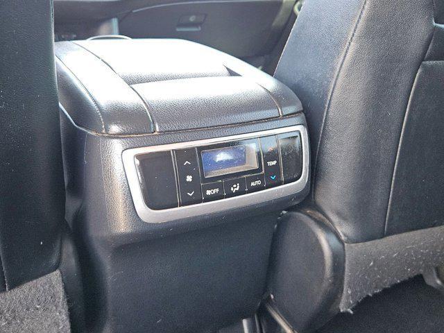 used 2018 Toyota Highlander car, priced at $16,556
