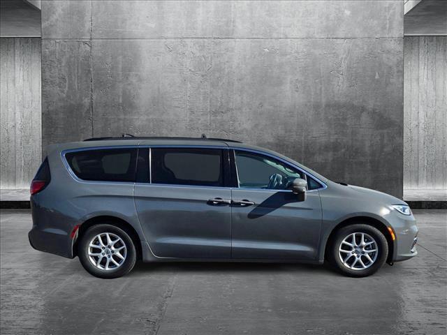 used 2022 Chrysler Pacifica car, priced at $20,762