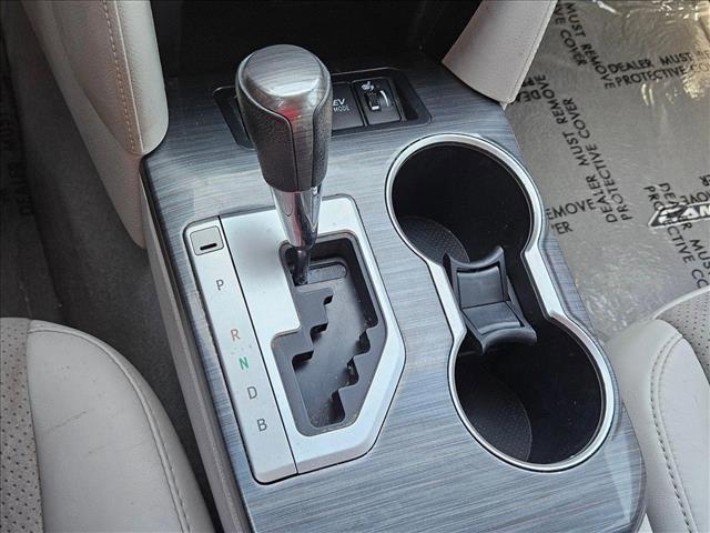 used 2013 Toyota Camry Hybrid car, priced at $12,995