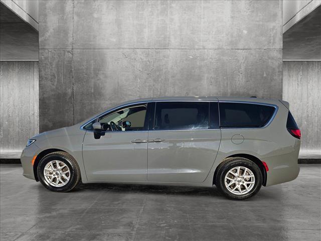 used 2023 Chrysler Pacifica car, priced at $23,762