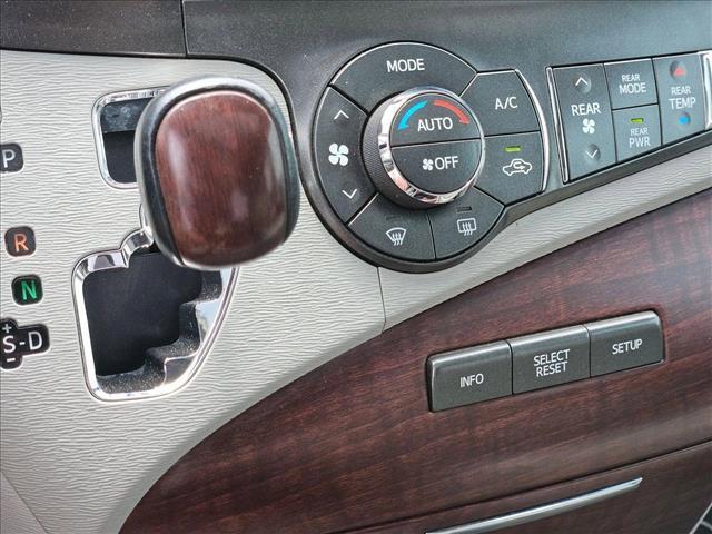 used 2014 Toyota Sienna car, priced at $11,549