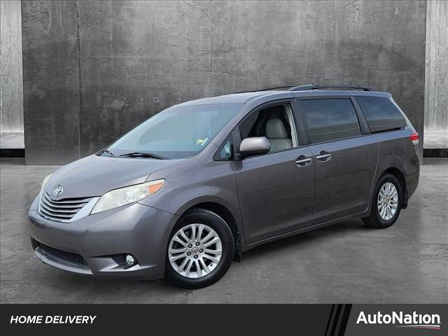 used 2014 Toyota Sienna car, priced at $11,549