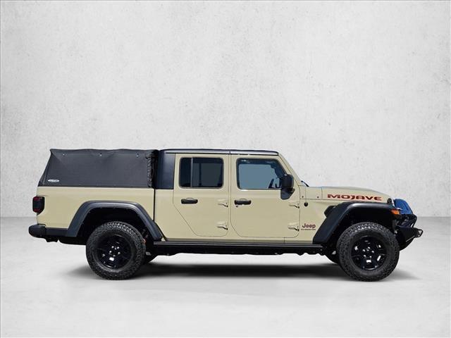 used 2022 Jeep Gladiator car, priced at $38,223