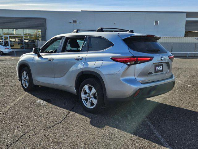 used 2022 Toyota Highlander Hybrid car, priced at $34,658