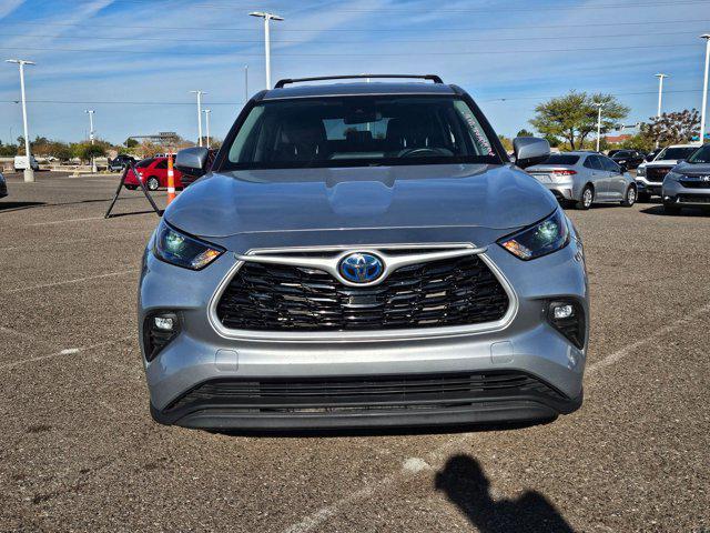 used 2022 Toyota Highlander Hybrid car, priced at $34,658