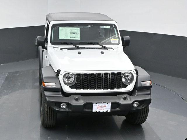 new 2025 Jeep Wrangler car, priced at $34,355