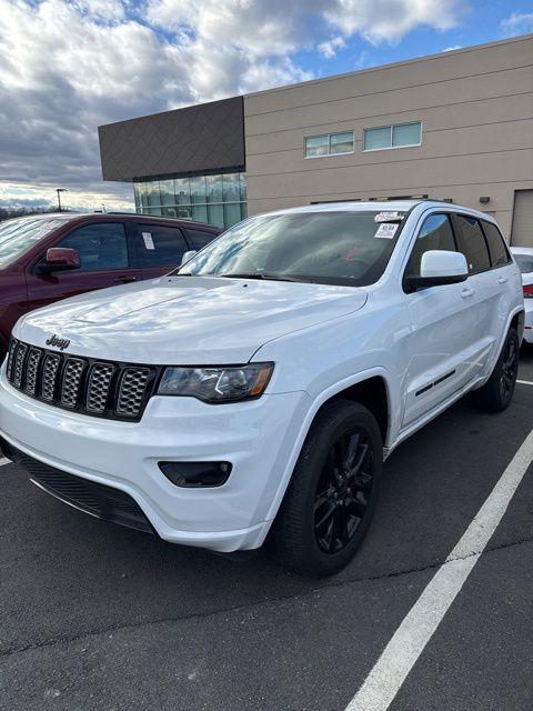 used 2021 Jeep Grand Cherokee car, priced at $27,987