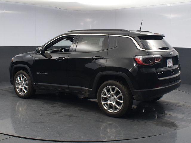 new 2024 Jeep Compass car, priced at $31,500