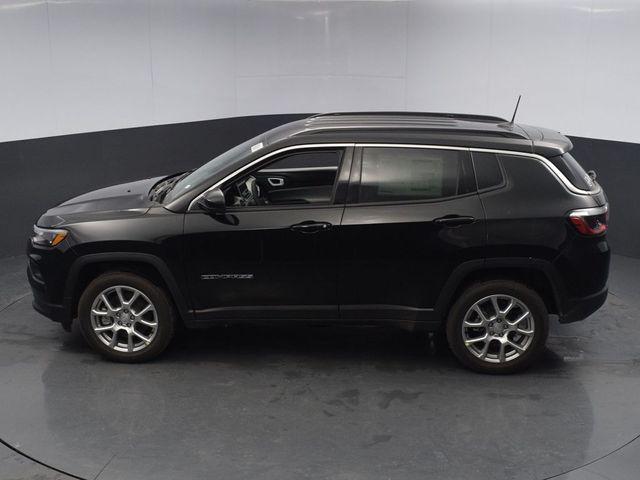 new 2024 Jeep Compass car, priced at $31,500