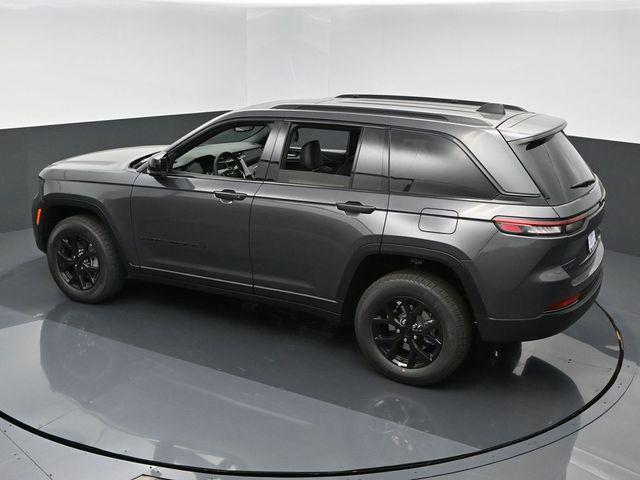 new 2025 Jeep Grand Cherokee car, priced at $46,530