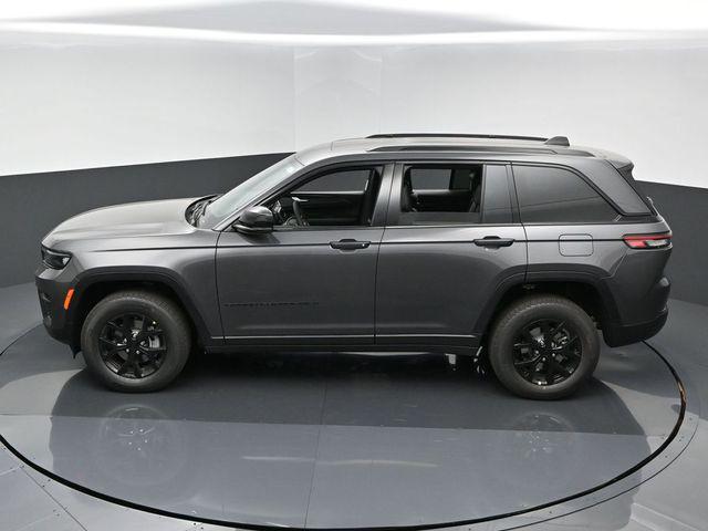 new 2025 Jeep Grand Cherokee car, priced at $46,530