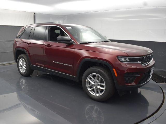 new 2024 Jeep Grand Cherokee car, priced at $43,500